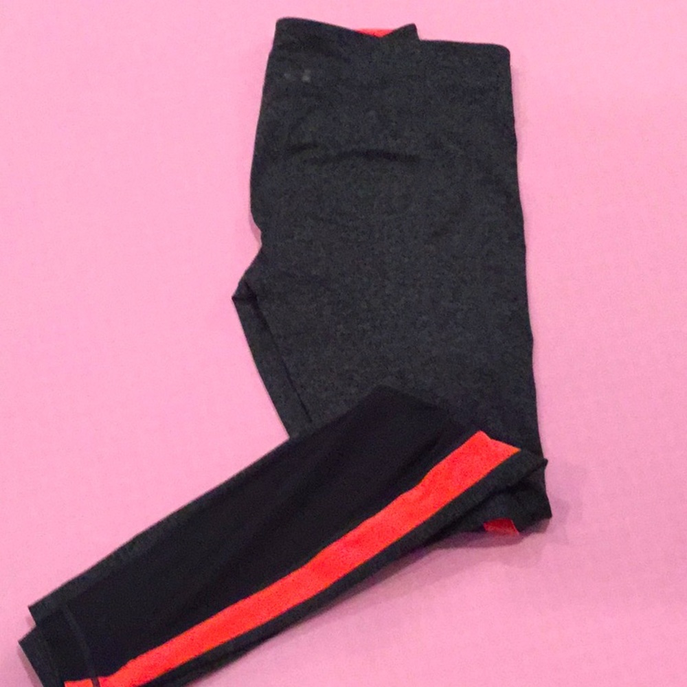 Under Armor leggings